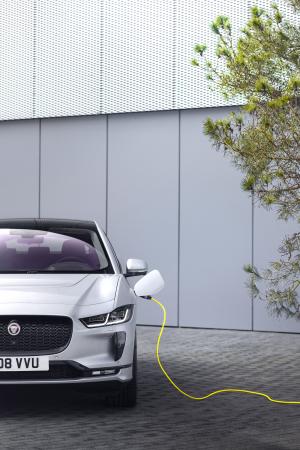 Jaguar I-Pace EV400 AWD HSE Black Pack 2020 года  (WW)